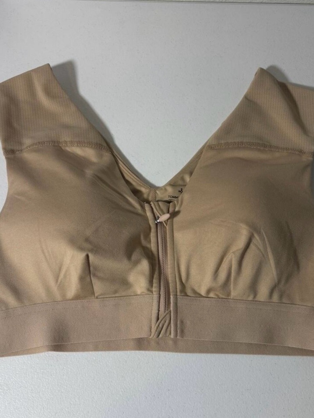 Tommie copper shoulder support Nude Front-Zip Wireless Bra